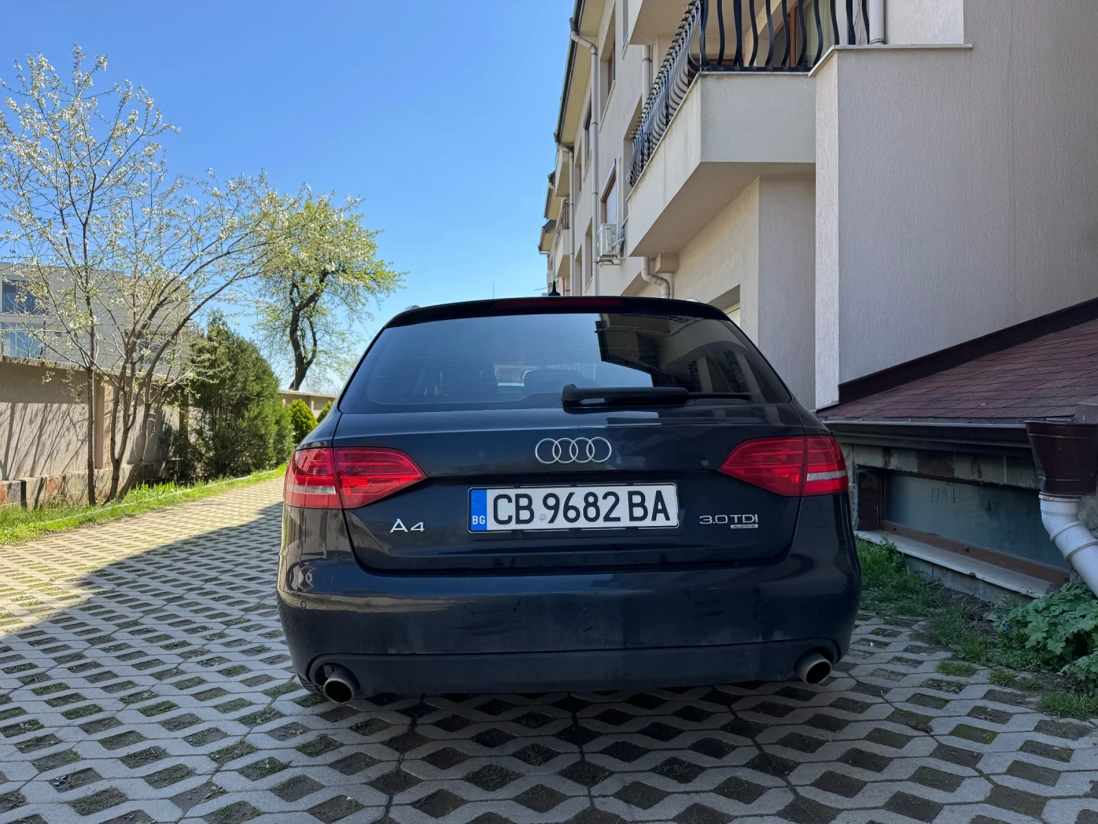 Audi A4 Avant 3.0  - изображение 4
