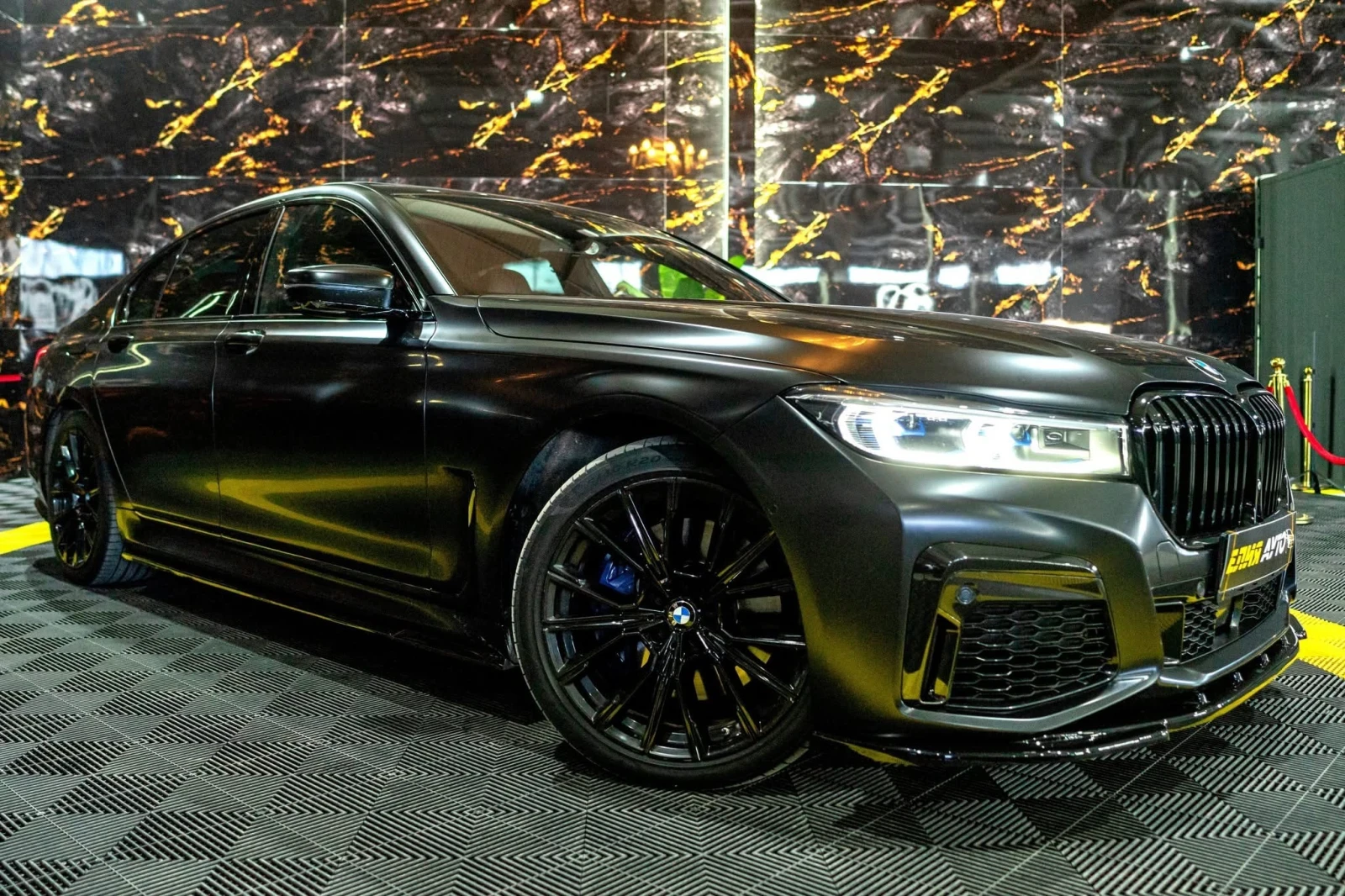 BMW 750 D XDRIVE BLACK FIRE EDITION 1OF150 ЛИЗИНГ 100% - изображение 4