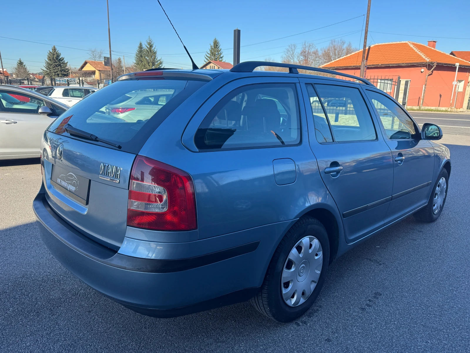 Skoda Octavia 1.6 I НОВ ВНОС - изображение 4