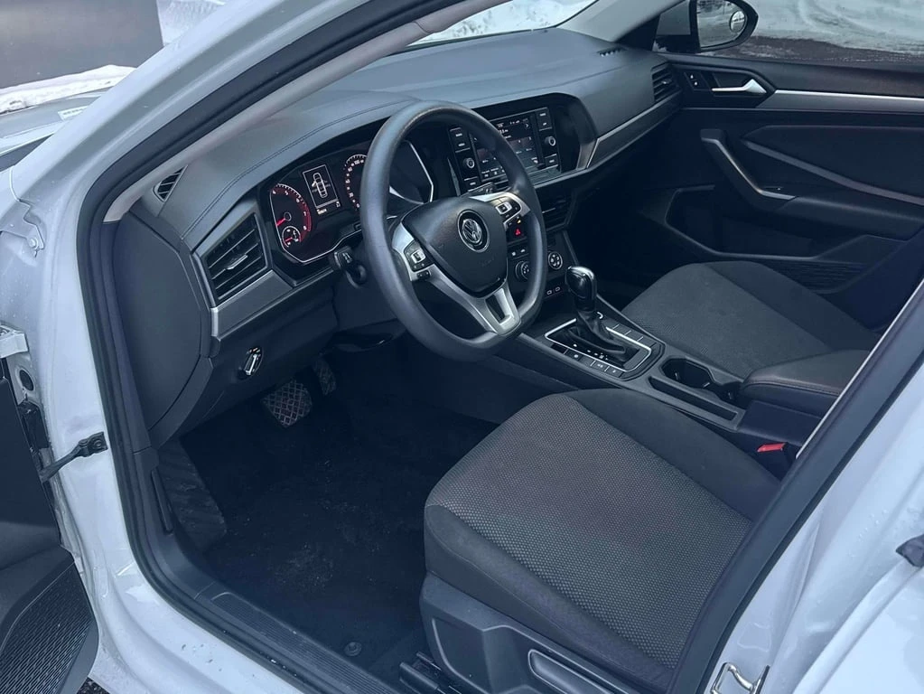 VW Jetta * Comfortline * CARFAX * БЕЗ ПЪРВОНАЧАЛНА ВНОСКА - изображение 5