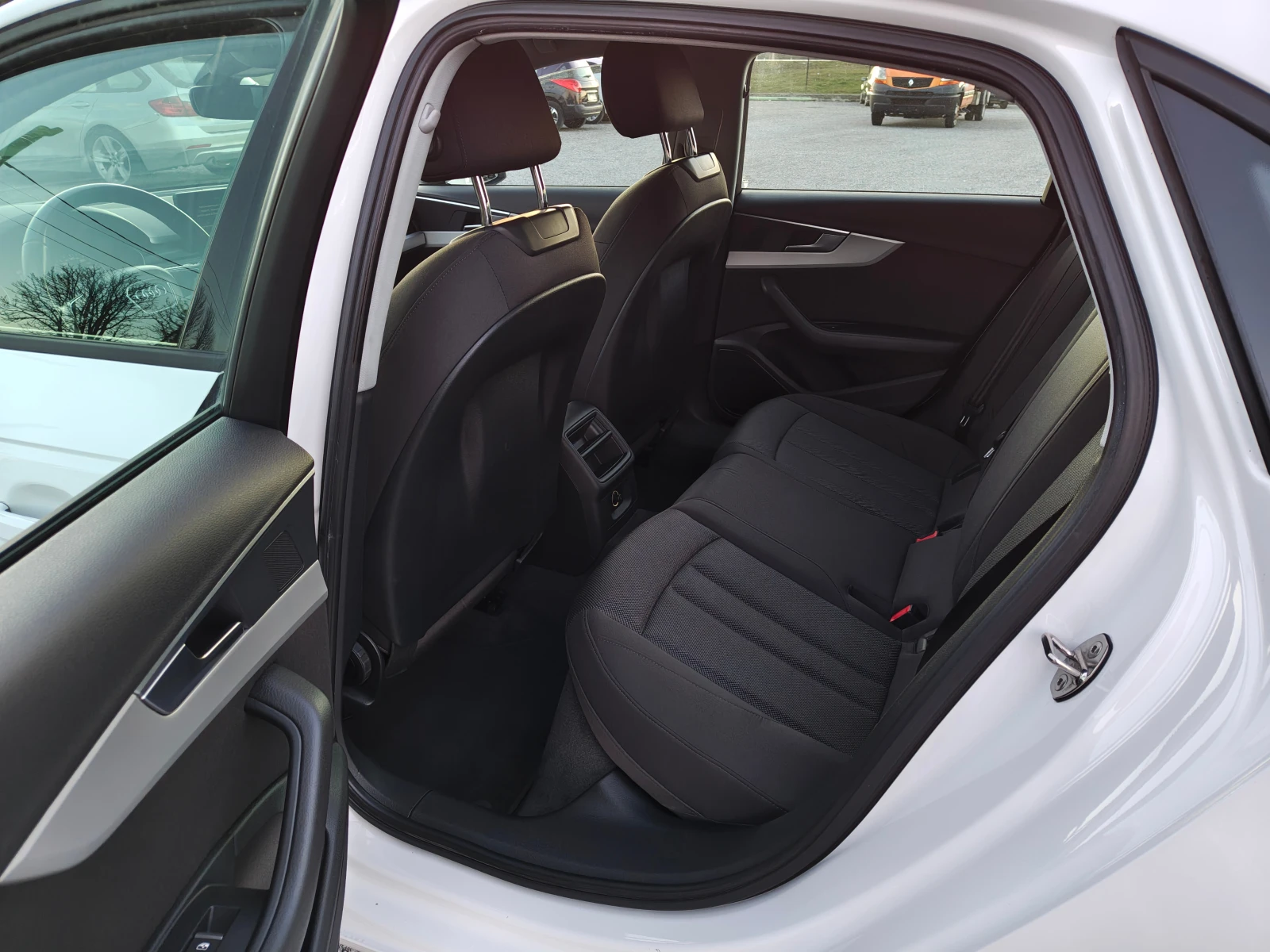 Audi A4 2.0 TDI - изображение 8