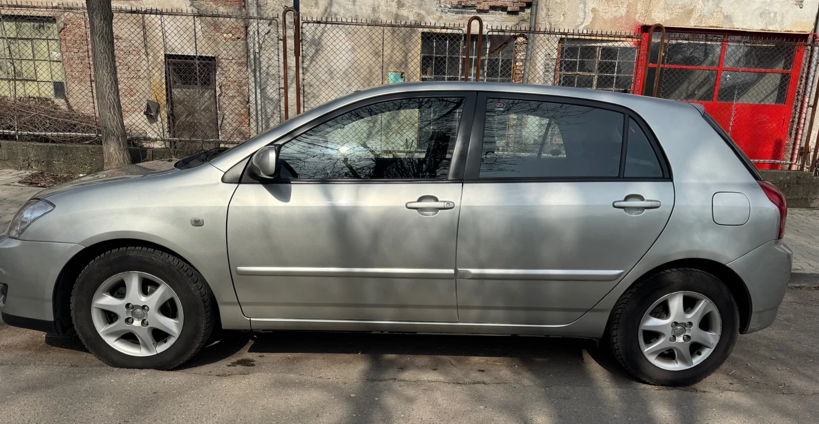Toyota Corolla 1.4 VVT - изображение 5