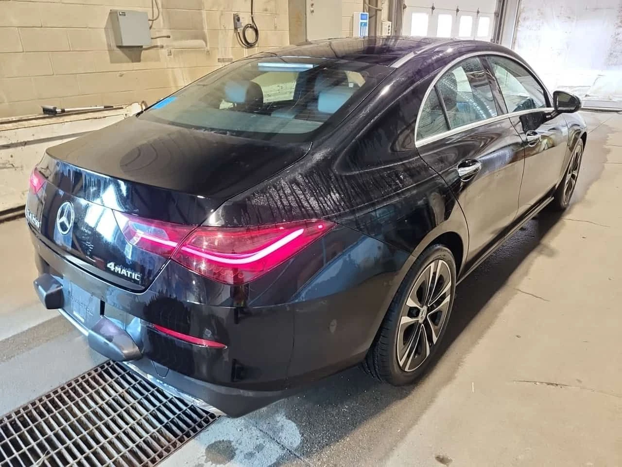 Mercedes-Benz CLA 250 4MATIC * AMG PACK* ПОДГРЕВИ* ПАНОРАМА* , снимка 3 - Автомобили и джипове - 54133700