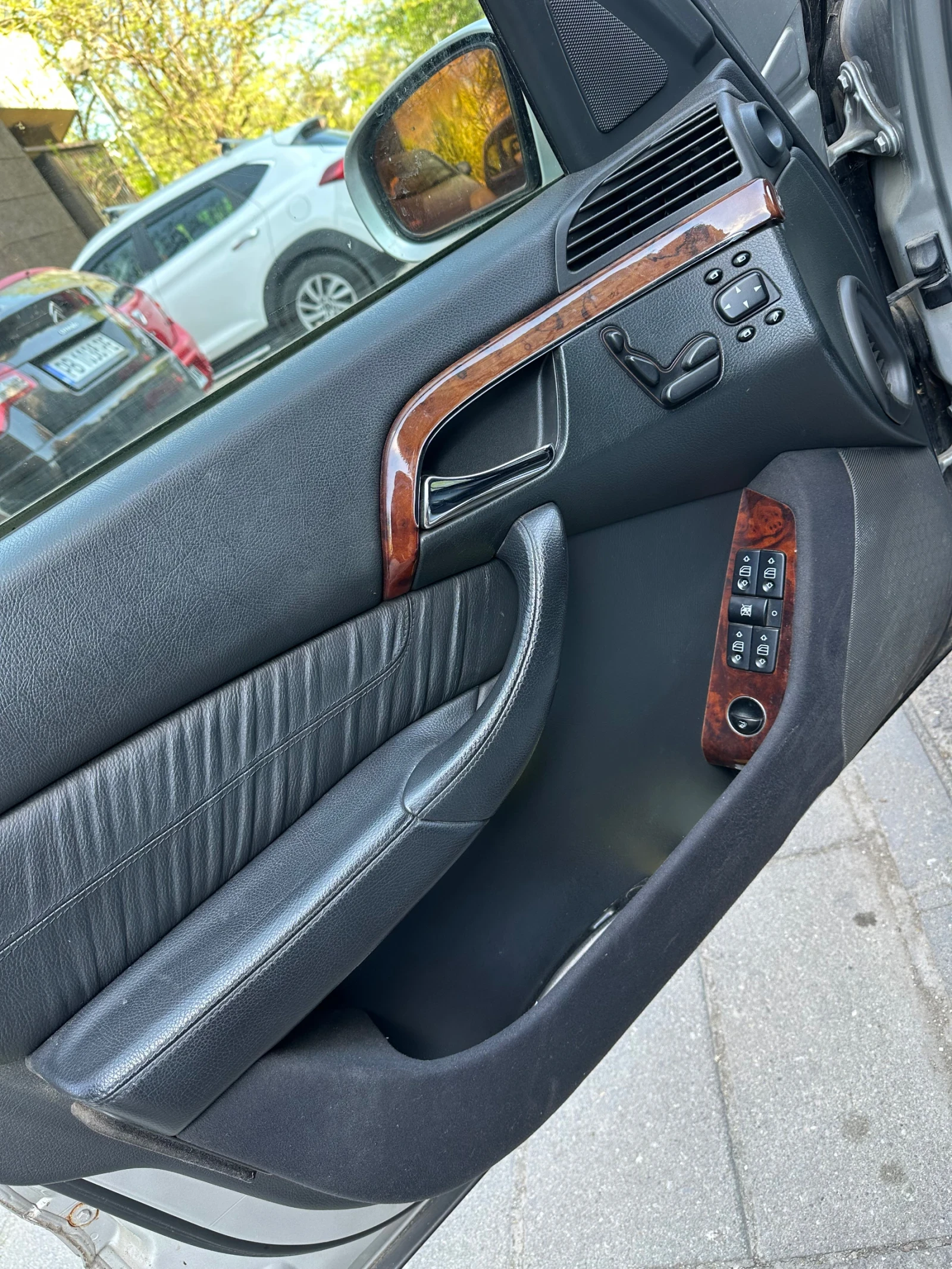 Mercedes-Benz S 320, снимка 7 - Автомобили и джипове - 54247316