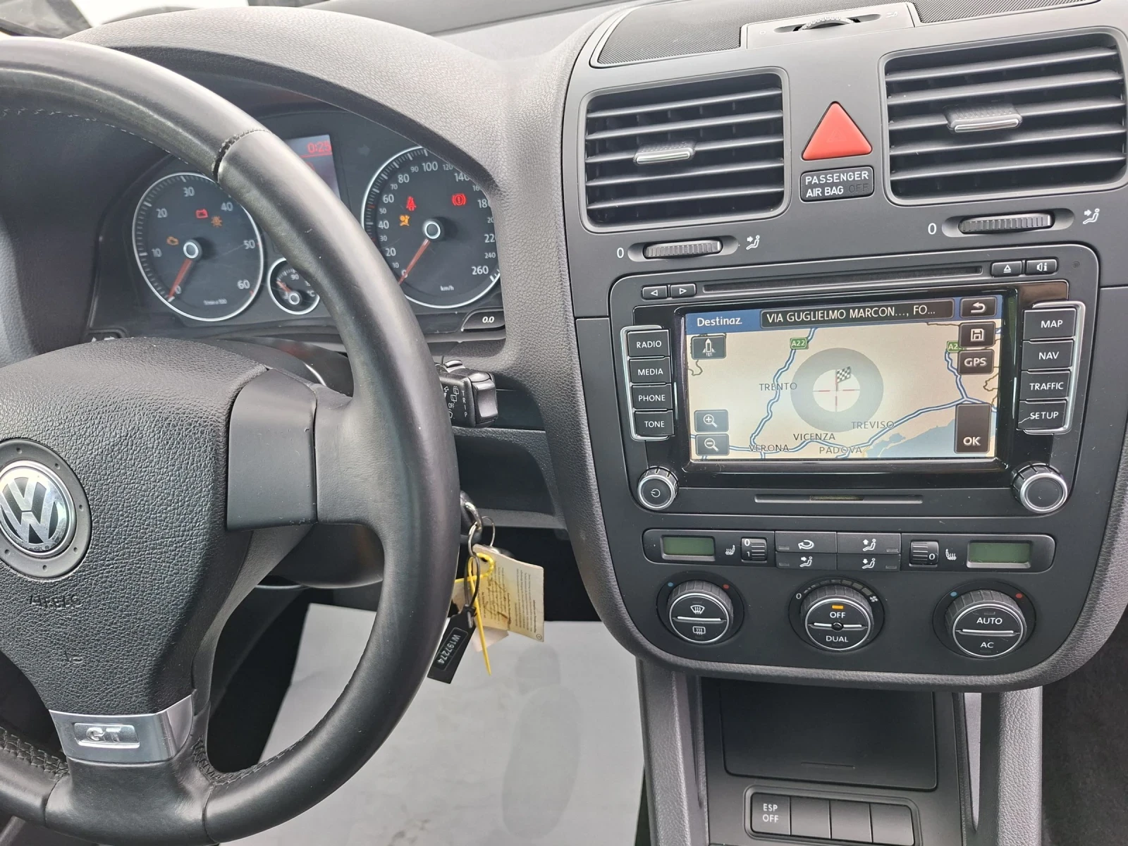 VW Golf 2, 0D-GT NAVI 4x4 8кл, снимка 12 - Автомобили и джипове - 54346276