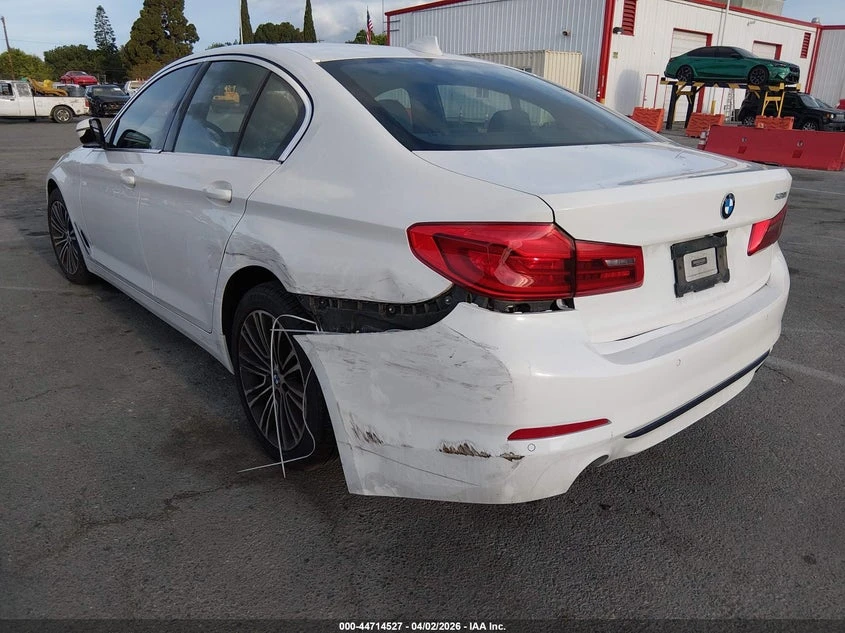 BMW 530 2.0l I, снимка 3 - Автомобили и джипове - 54389601