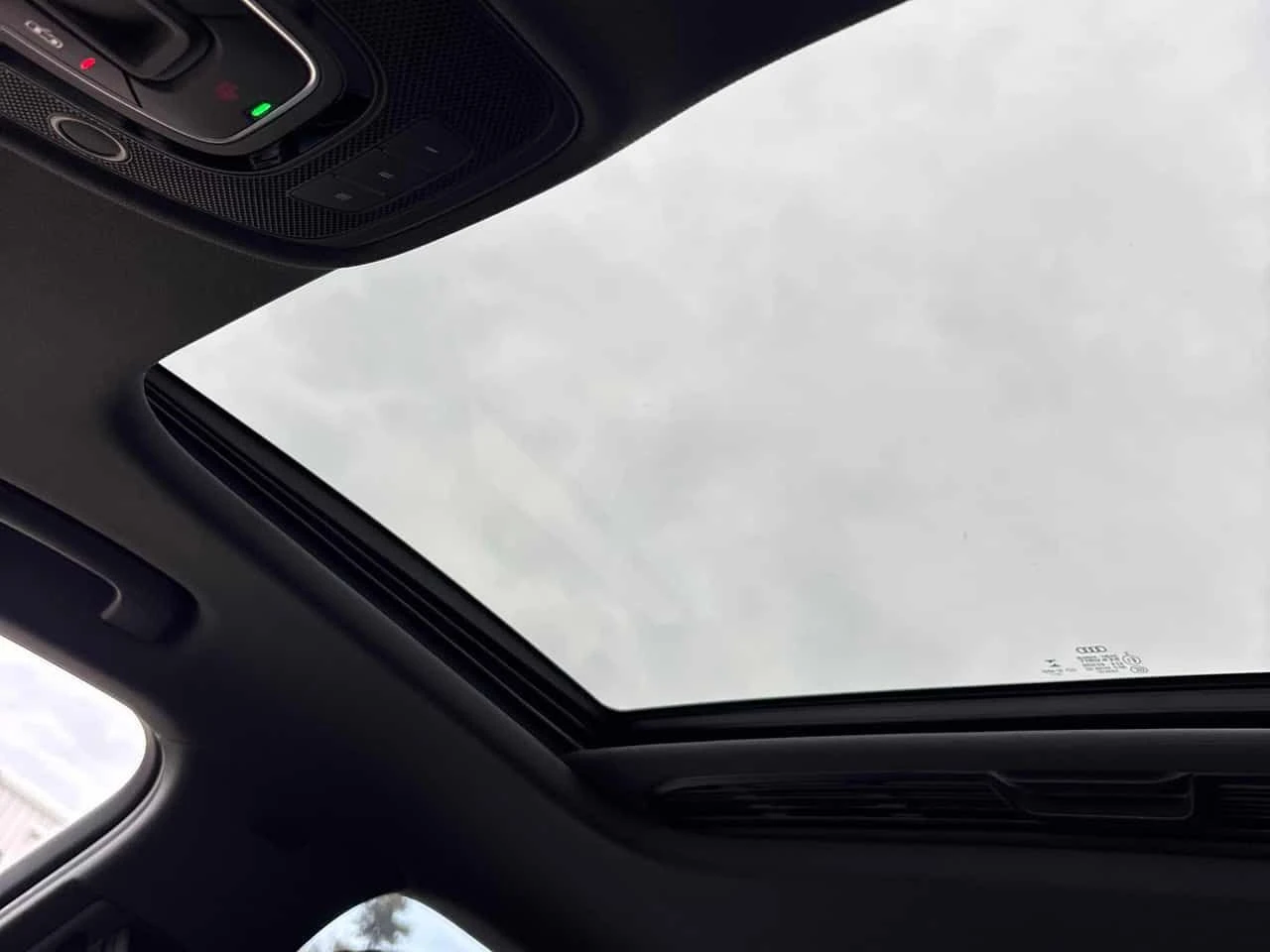 Audi A4 | Technik | 360 | ПОДГРЕВ | CARFAX | , снимка 10 - Автомобили и джипове - 54561639