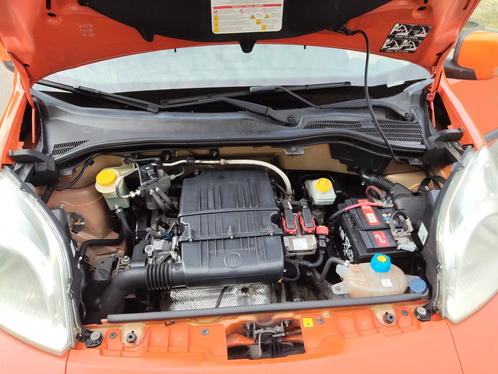 Fiat Qubo 1, 4i 78ps фабричен МЕТАН, снимка 15 - Автомобили и джипове - 55783565