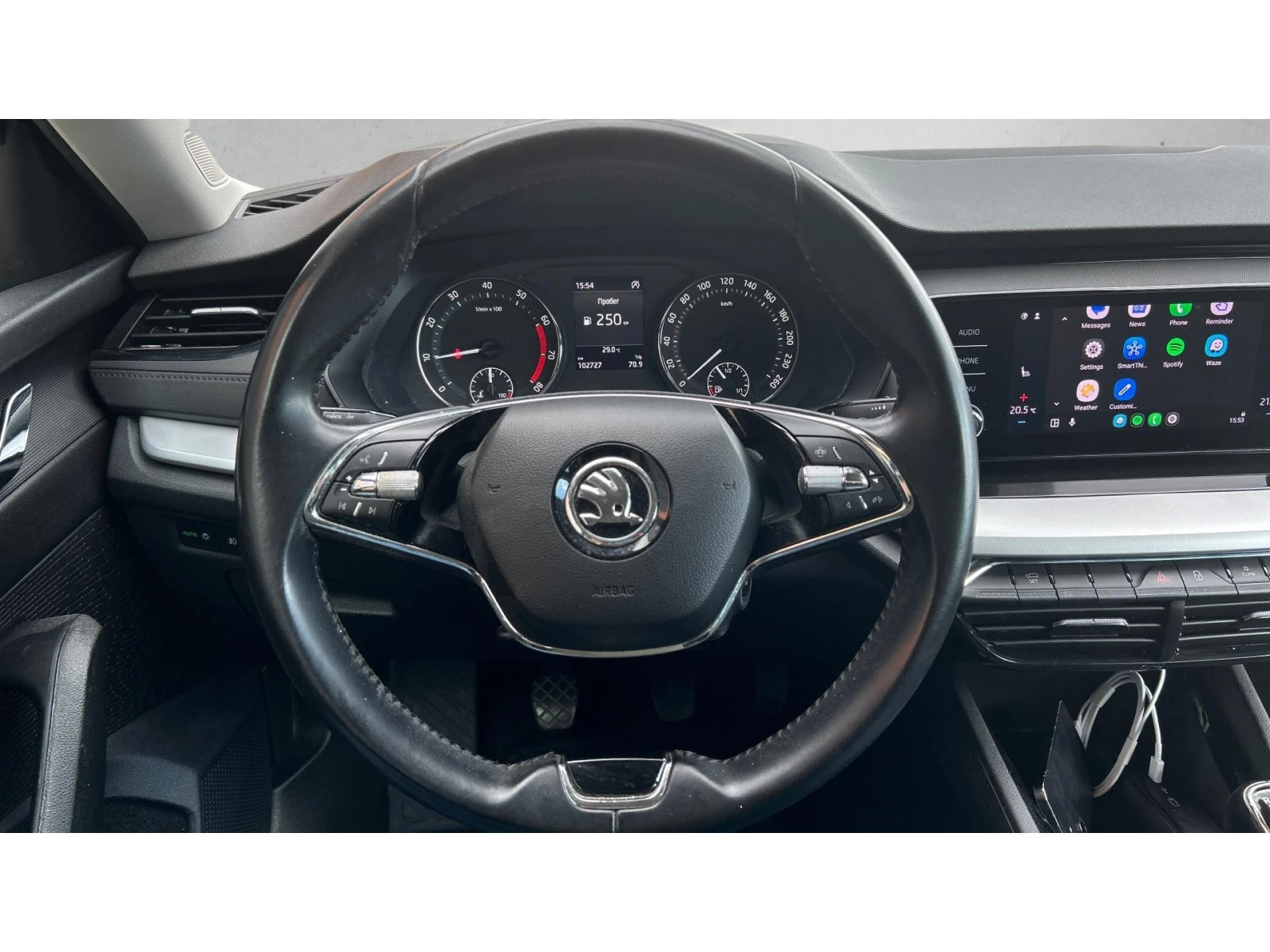 Skoda Octavia 1.5 TSi M/T, Месечна вноска от 199  , снимка 17 - Автомобили и джипове - 56259941