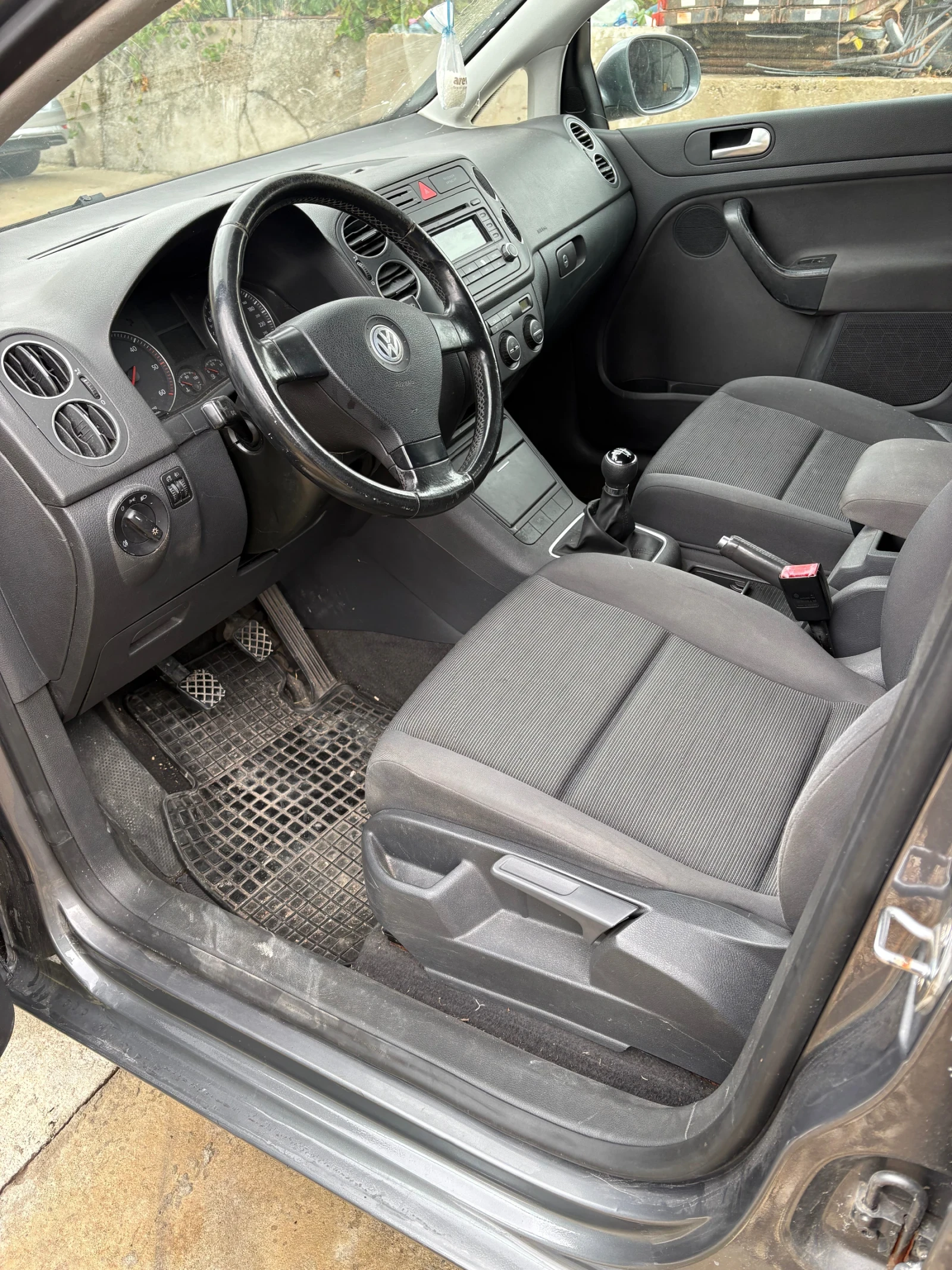 VW Golf Plus 1.9TDI , снимка 5 - Автомобили и джипове - 56510699