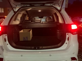 Mitsubishi Outlander PHEV, снимка 13