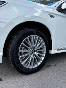 Mitsubishi Outlander PHEV, снимка 9