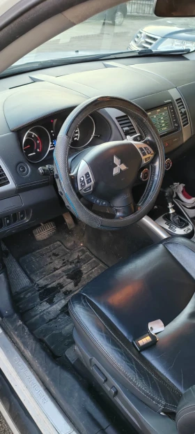 Mitsubishi Outlander 2.2 DiD Автомат / Ксенон / Кожа / Камера - 7000 € / 13690.81 лв. - 49612360 11
