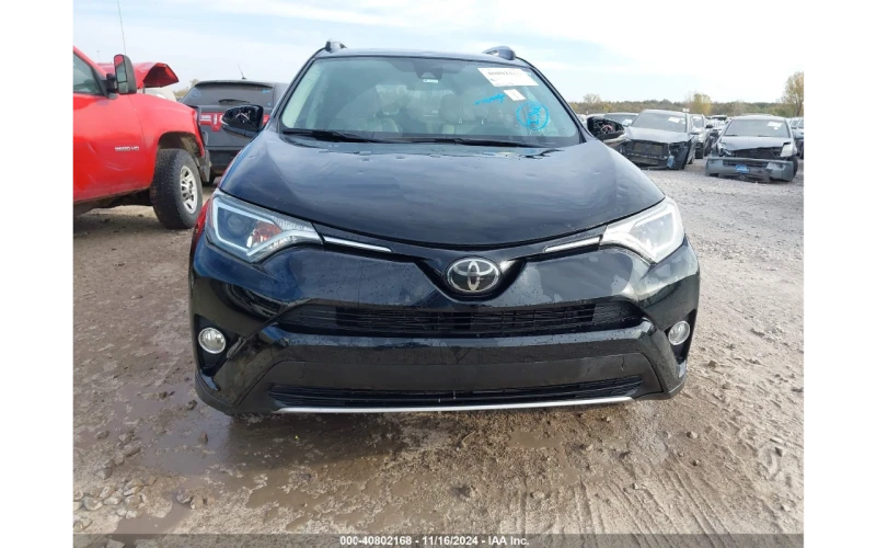 Toyota Rav4 2.5L MPI *  Дистроник * Става на газ!, снимка 2 - Автомобили и джипове - 48519995