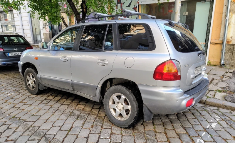 Hyundai Santa fe 2.0 CRDi, снимка 3 - Автомобили и джипове - 49362872