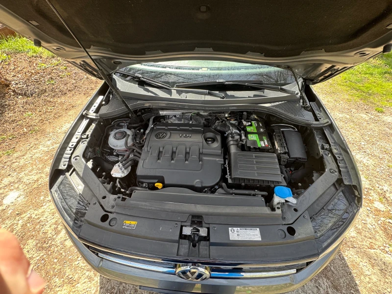 VW Tiguan, снимка 12 - Автомобили и джипове - 49928931