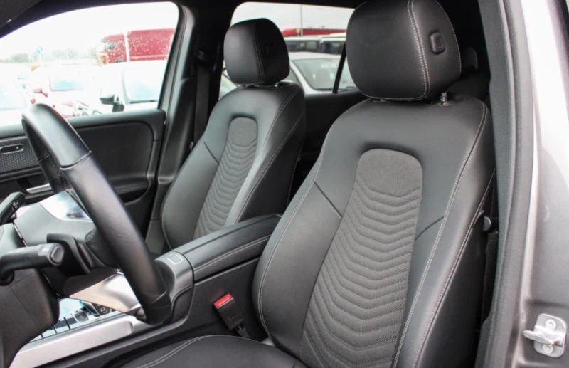 Mercedes-Benz GLB 200d, снимка 8 - Автомобили и джипове - 52661222