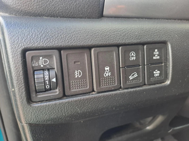 Suzuki Vitara 1.6 GL+ 4X4, снимка 17 - Автомобили и джипове - 53096391