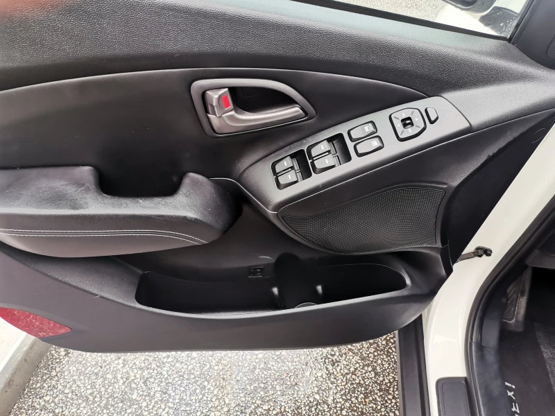 Hyundai IX35 1, 7cdti фейс, снимка 13 - Автомобили и джипове - 53600380