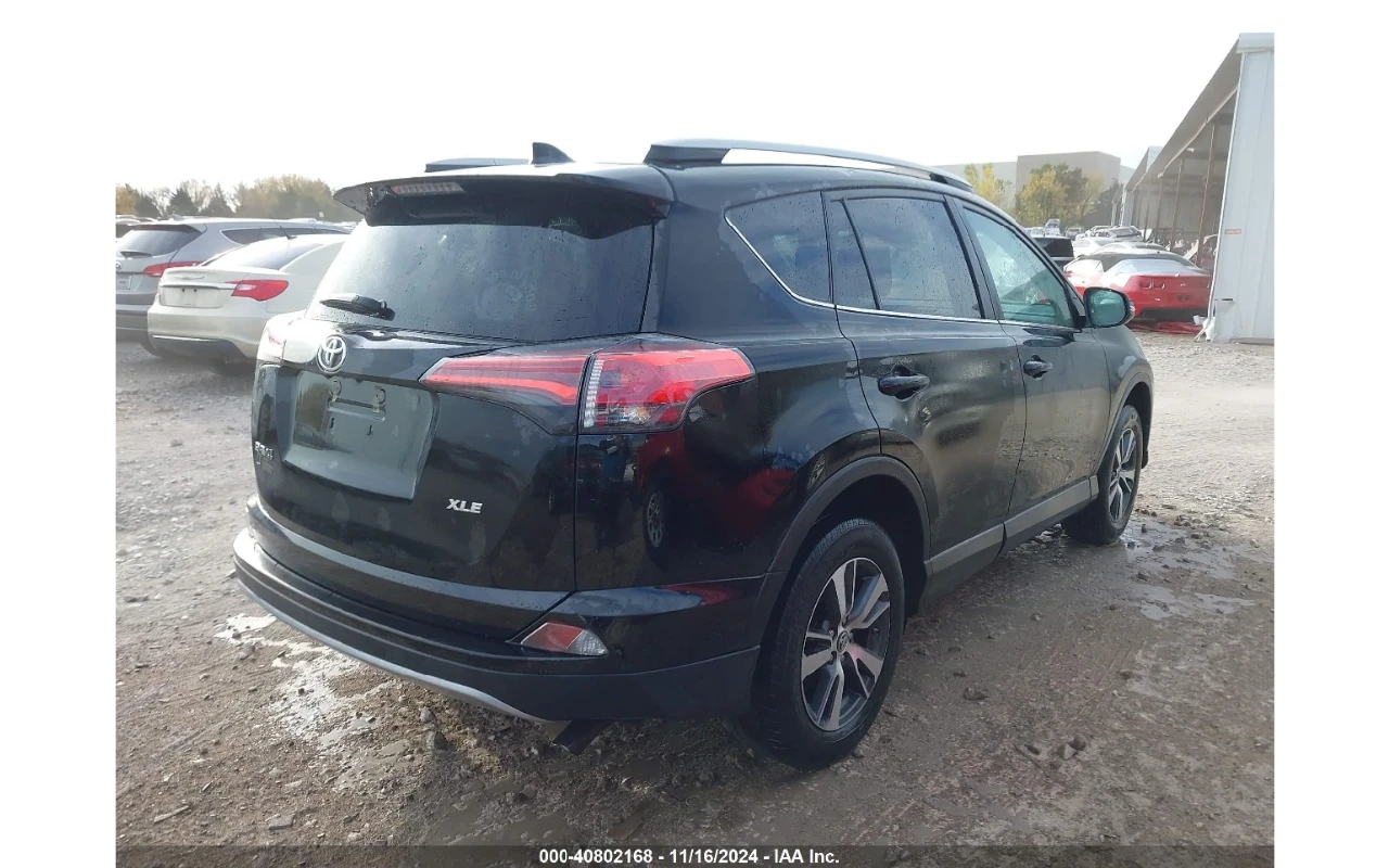 Toyota Rav4 2.5L MPI *  Дистроник * Става на газ! - изображение 8