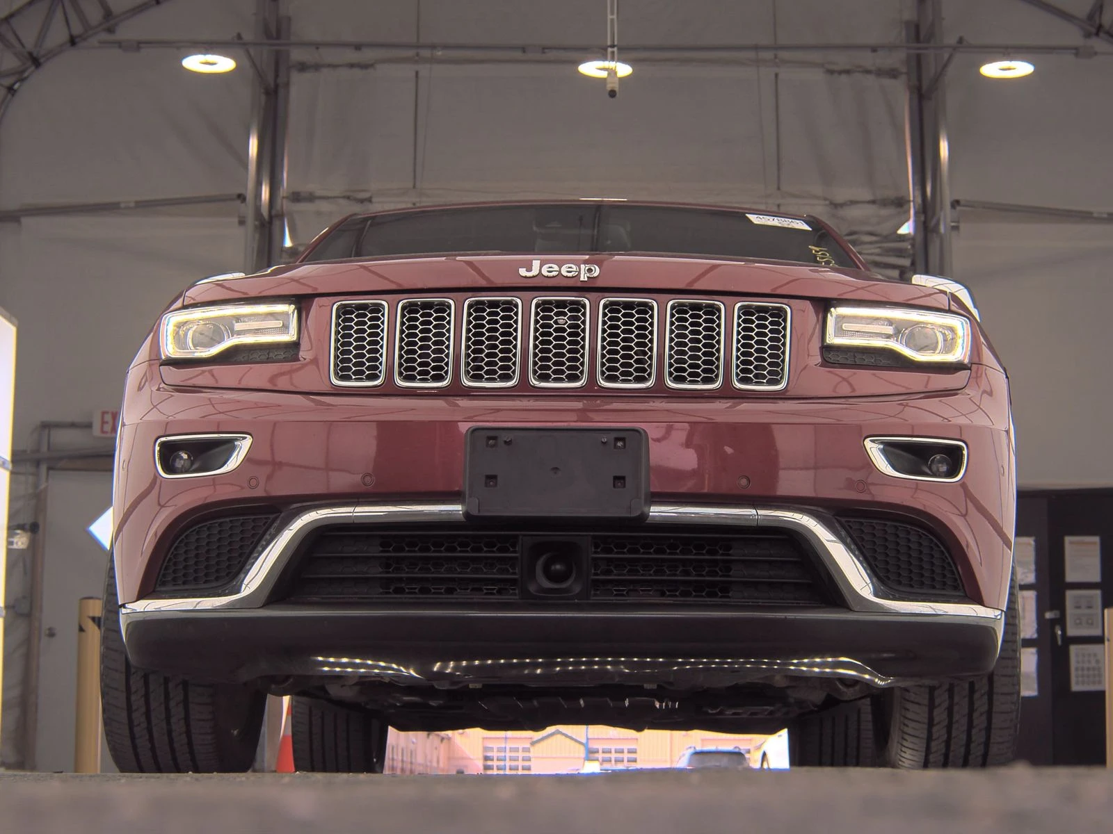 Jeep Grand cherokee SUMMIT* 8ZF* DISTRONIK* ОБДУХ* ПАНО - изображение 2