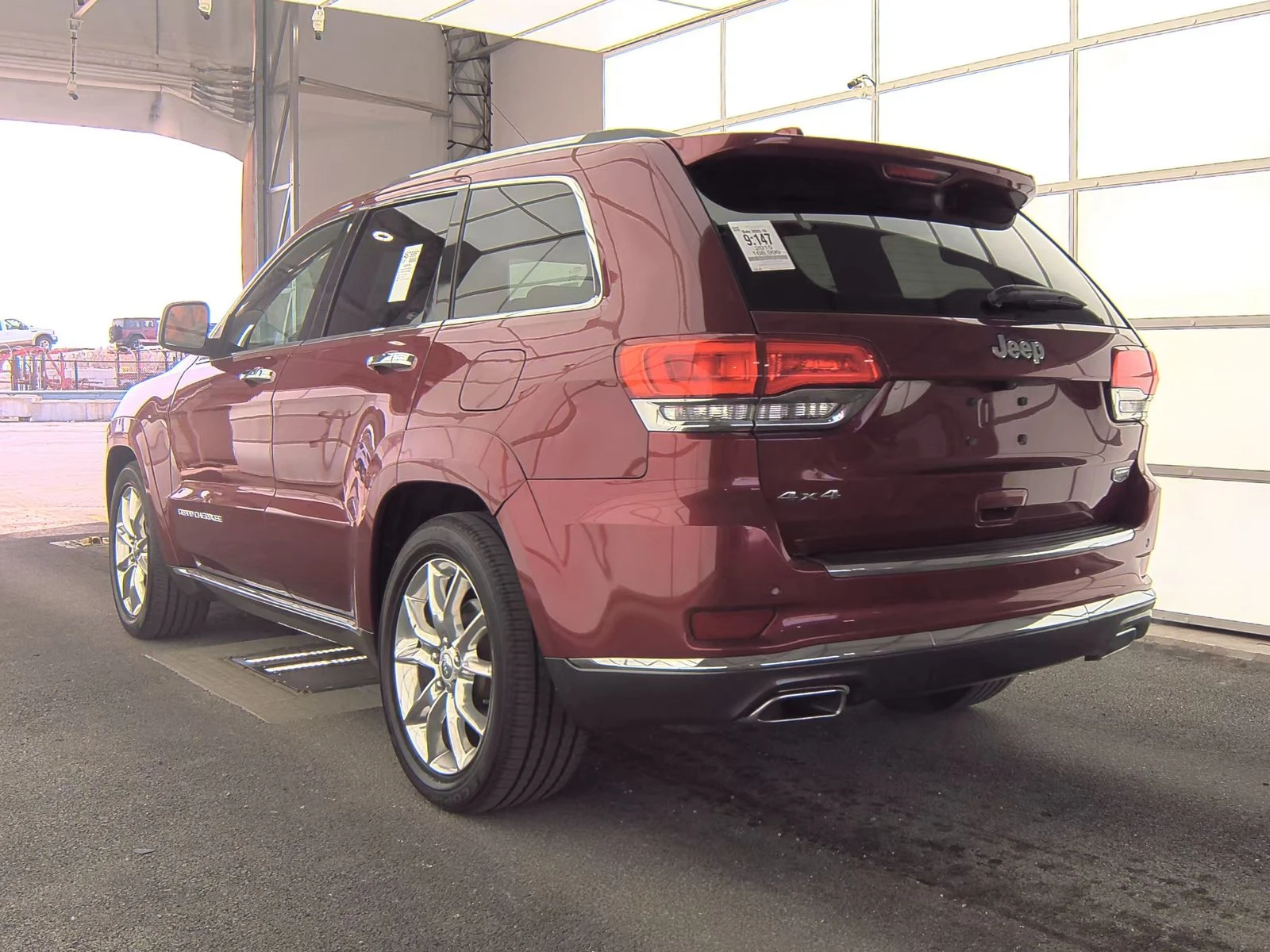 Jeep Grand cherokee SUMMIT* 8ZF* DISTRONIK* ОБДУХ* ПАНО - изображение 5