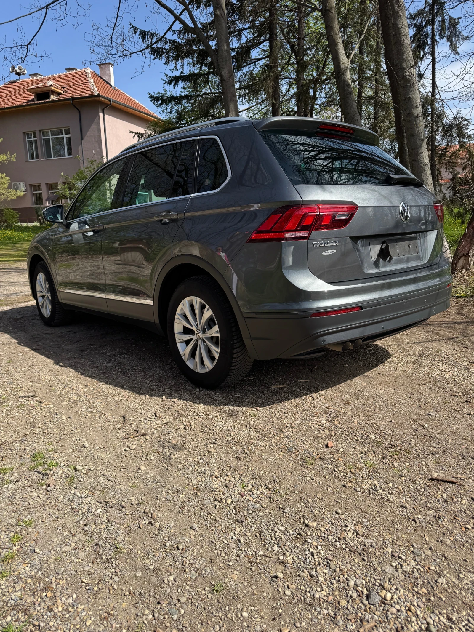 VW Tiguan  - изображение 4
