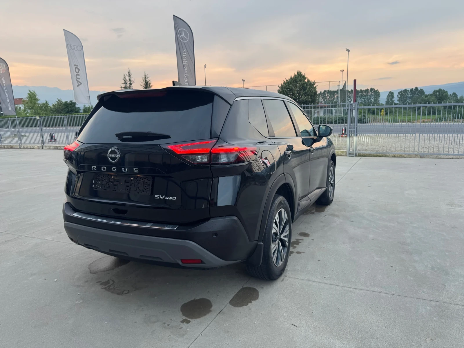 Nissan Rogue  (X-Trail) AWD* КОЖА* 39хил км* КАТО НОВА - изображение 2