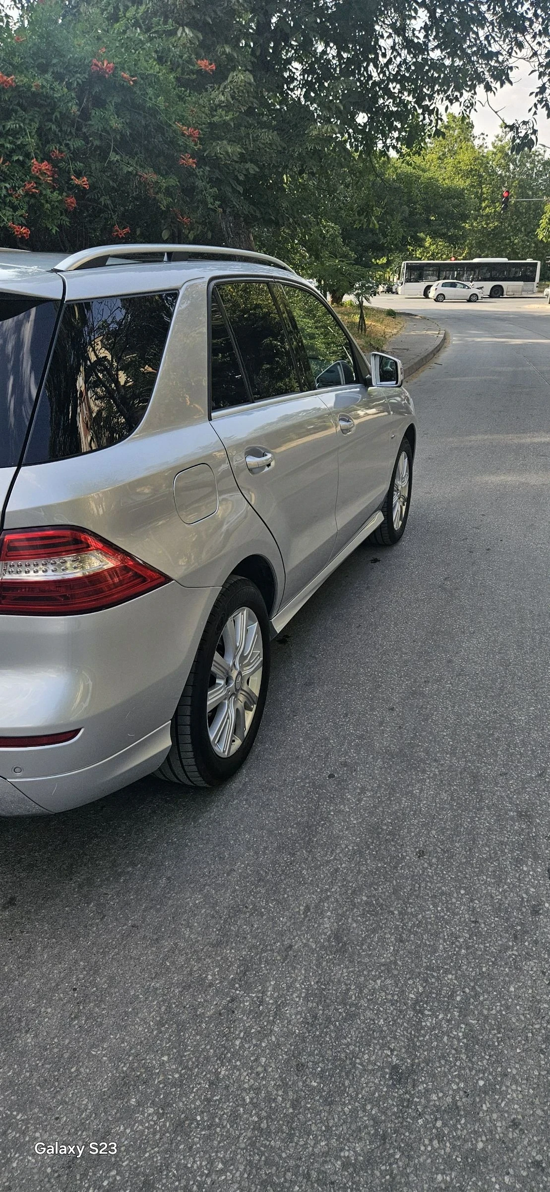 Mercedes-Benz ML 350  - изображение 3