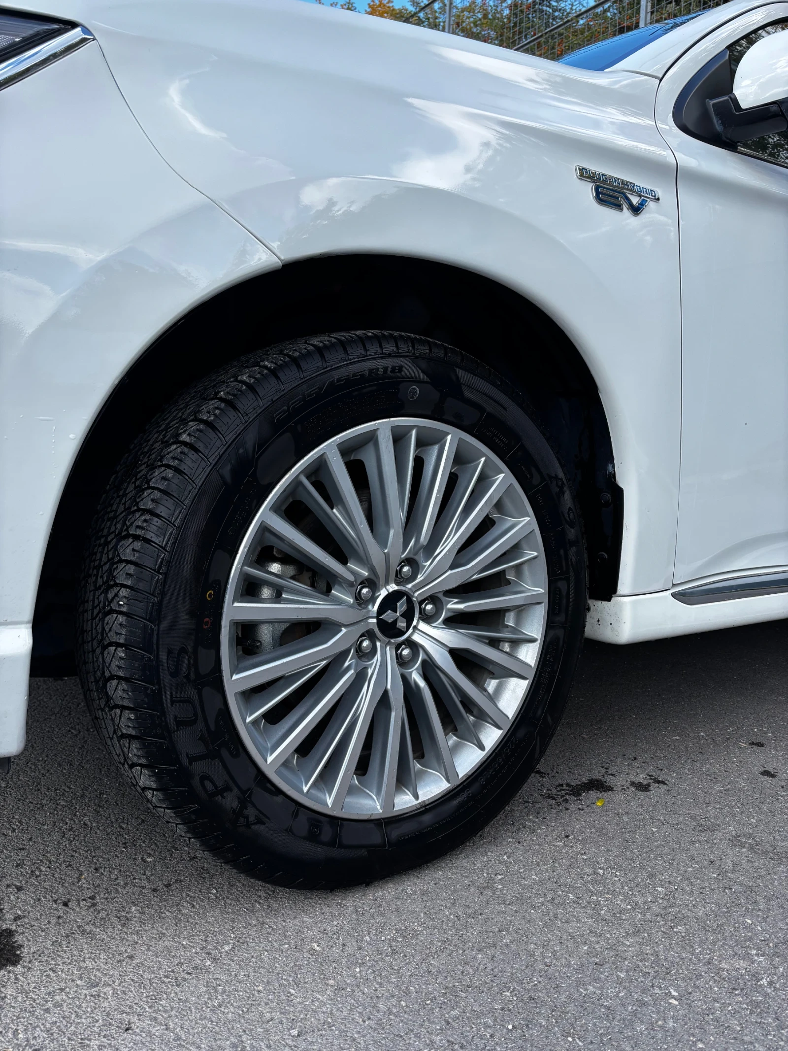 Mitsubishi Outlander PHEV - изображение 9