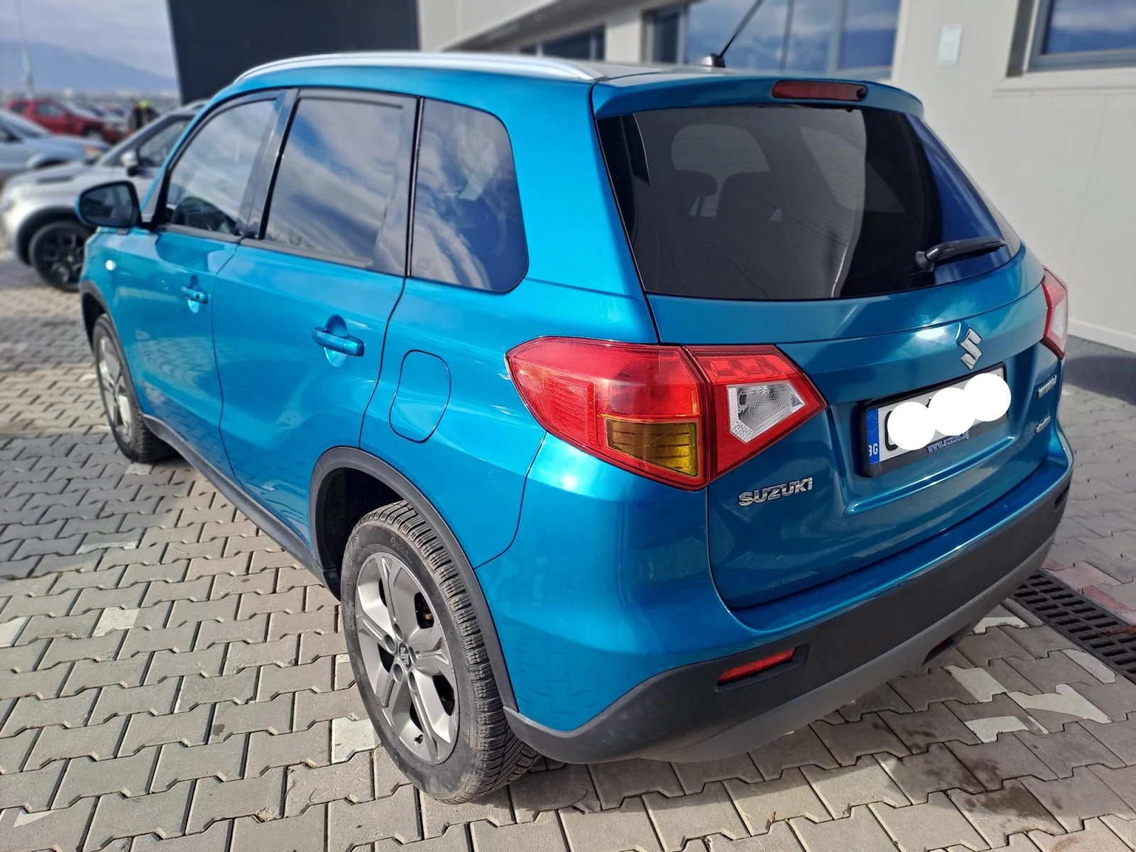 Suzuki Vitara 1.6 GL+ 4X4 - изображение 6