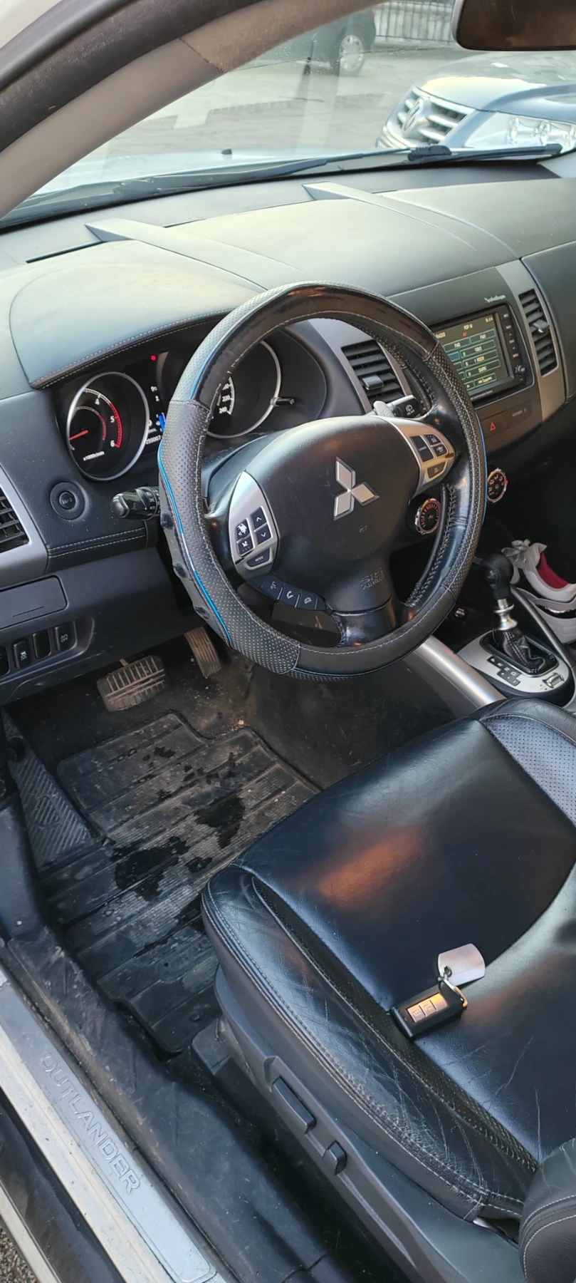 Mitsubishi Outlander 2.2 DiD ������� / ������ / ���� / ������ | Mobile.bg � ����������� 11