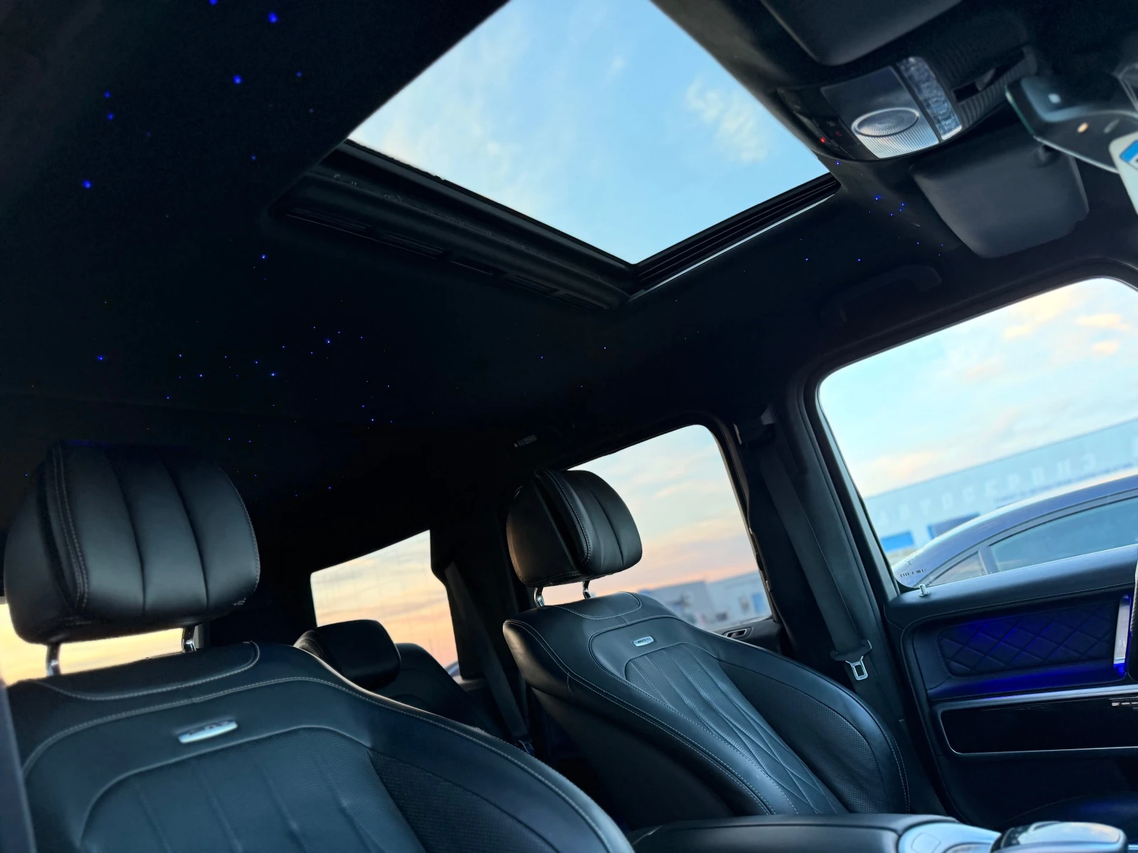 Mercedes-Benz G 63 AMG EDITION1= DESIGNO= CARBON PACK= BURMESTER= 360* CA, снимка 13 - Автомобили и джипове - 53772867