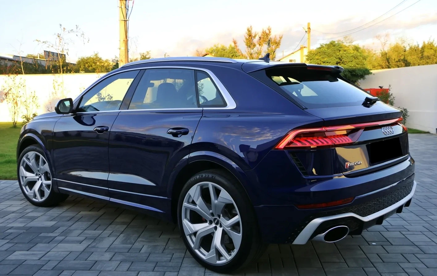 Audi RSQ8 4.0 Quattro , снимка 3 - Автомобили и джипове - 53815324