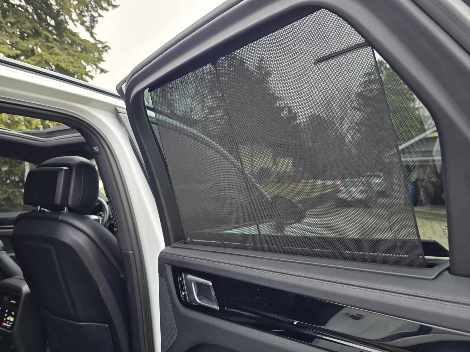 Porsche Cayenne BOSE* ПАНОРАМА* КАМЕРА* ХЕДЪП* ПОДГРЕВ* , снимка 15 - Автомобили и джипове - 53924440