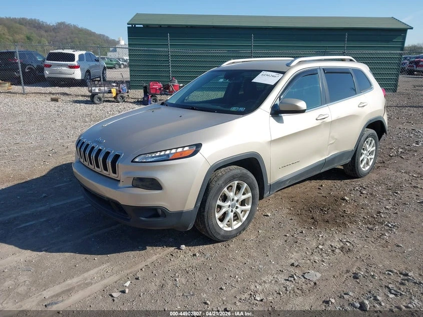 Jeep Cherokee 2.4l Latitude, снимка 2 - Автомобили и джипове - 54368252