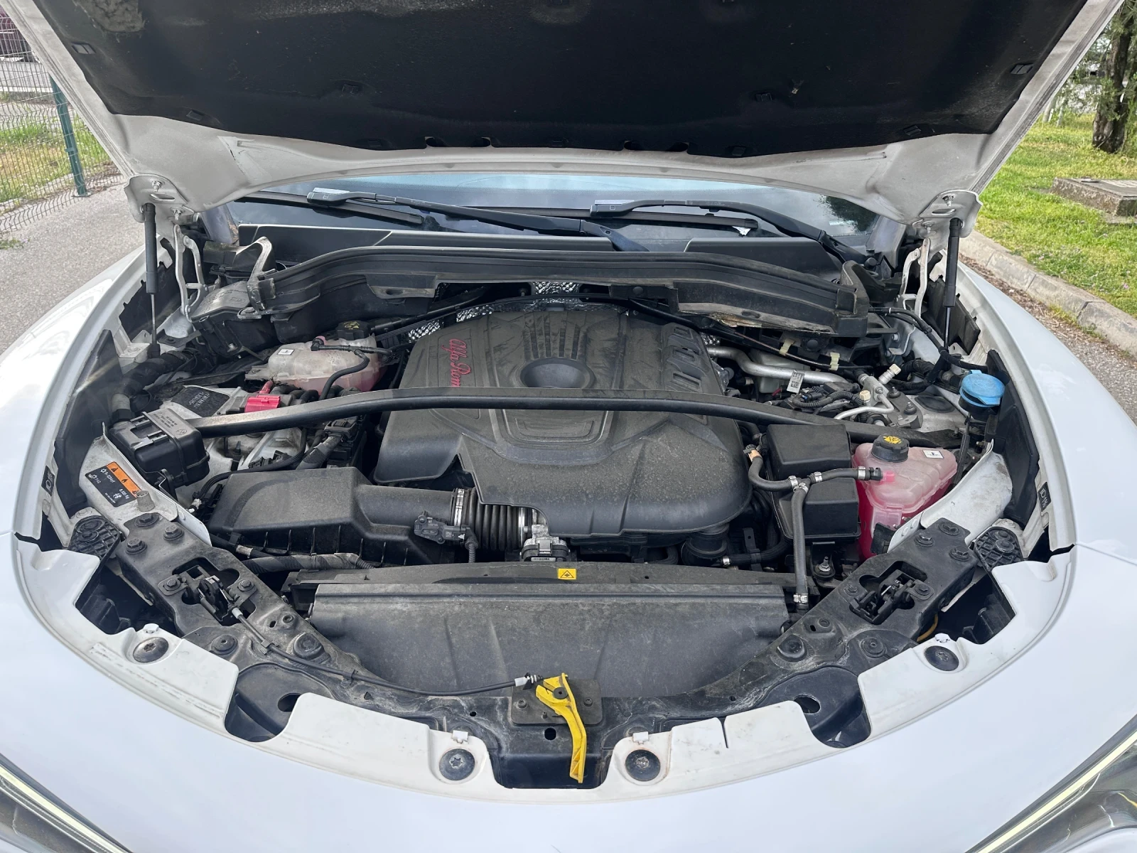 Alfa Romeo Stelvio Q4 FaceLift - 2.2M-JET - РЕАЛНИ КИЛОМЕТРИ, снимка 16 - Автомобили и джипове - 54446996