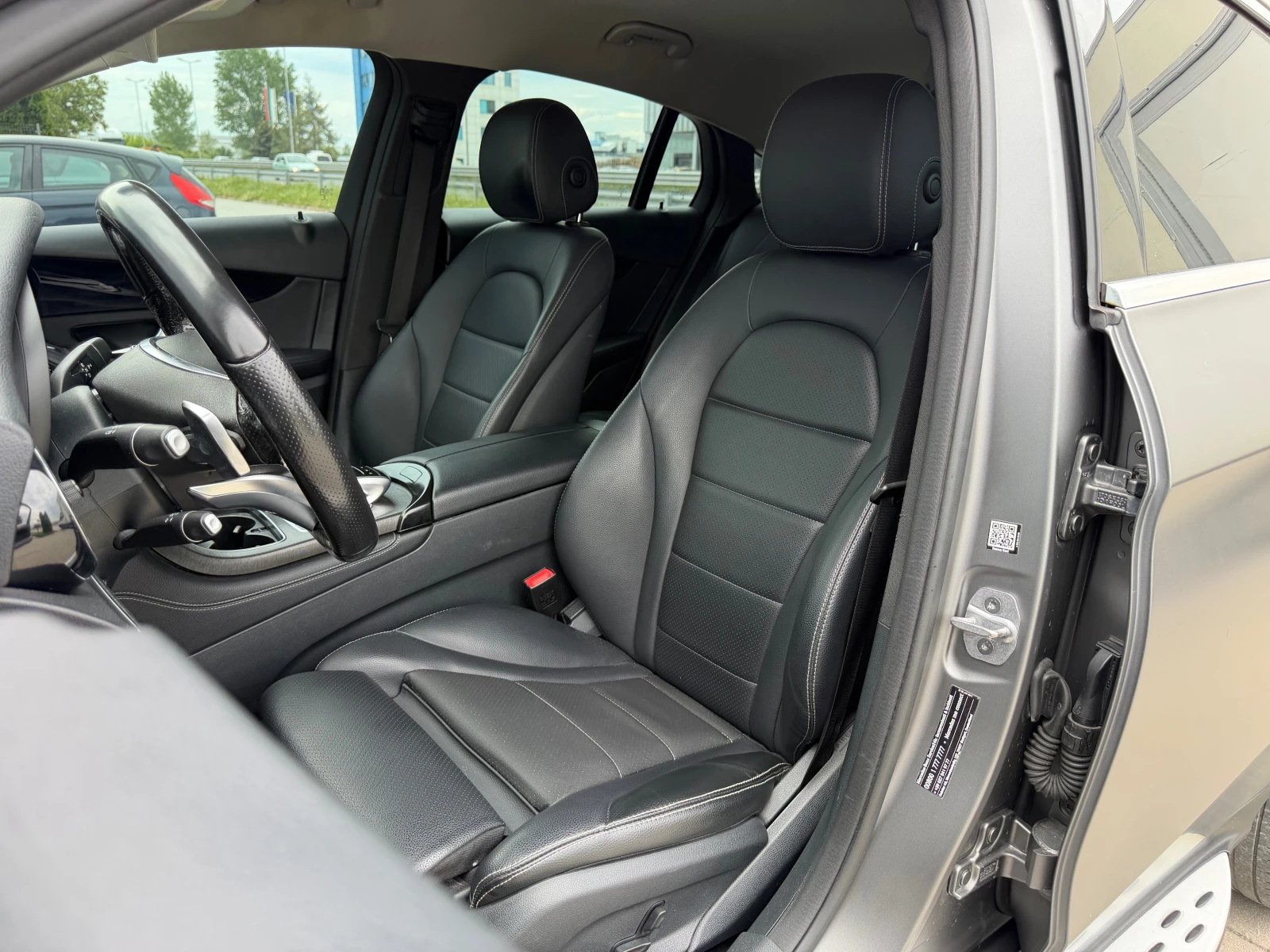 Mercedes-Benz GLC 250 AMG-BURMASTER-360КАМЕРИ-KEYLESS-GO, снимка 10 - Автомобили и джипове - 54463483