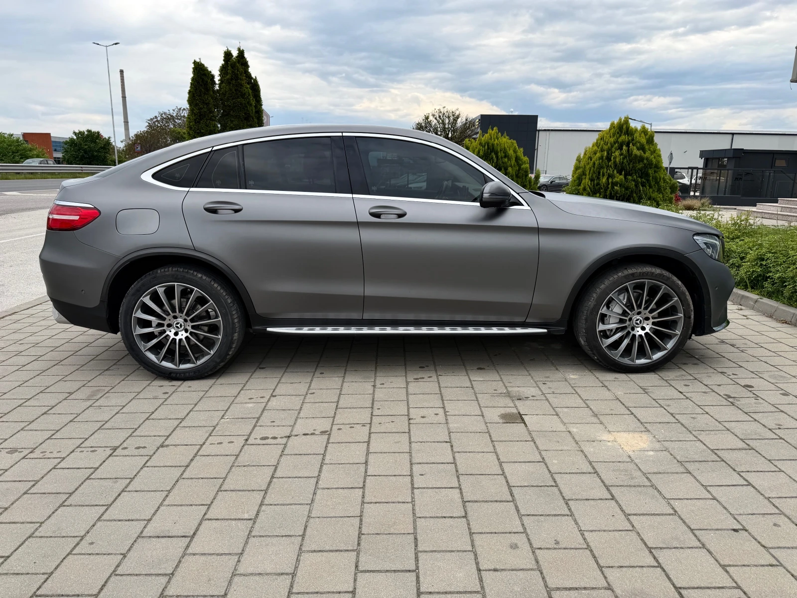 Mercedes-Benz GLC 250 AMG-BURMASTER-360КАМЕРИ-KEYLESS-GO, снимка 4 - Автомобили и джипове - 54463483