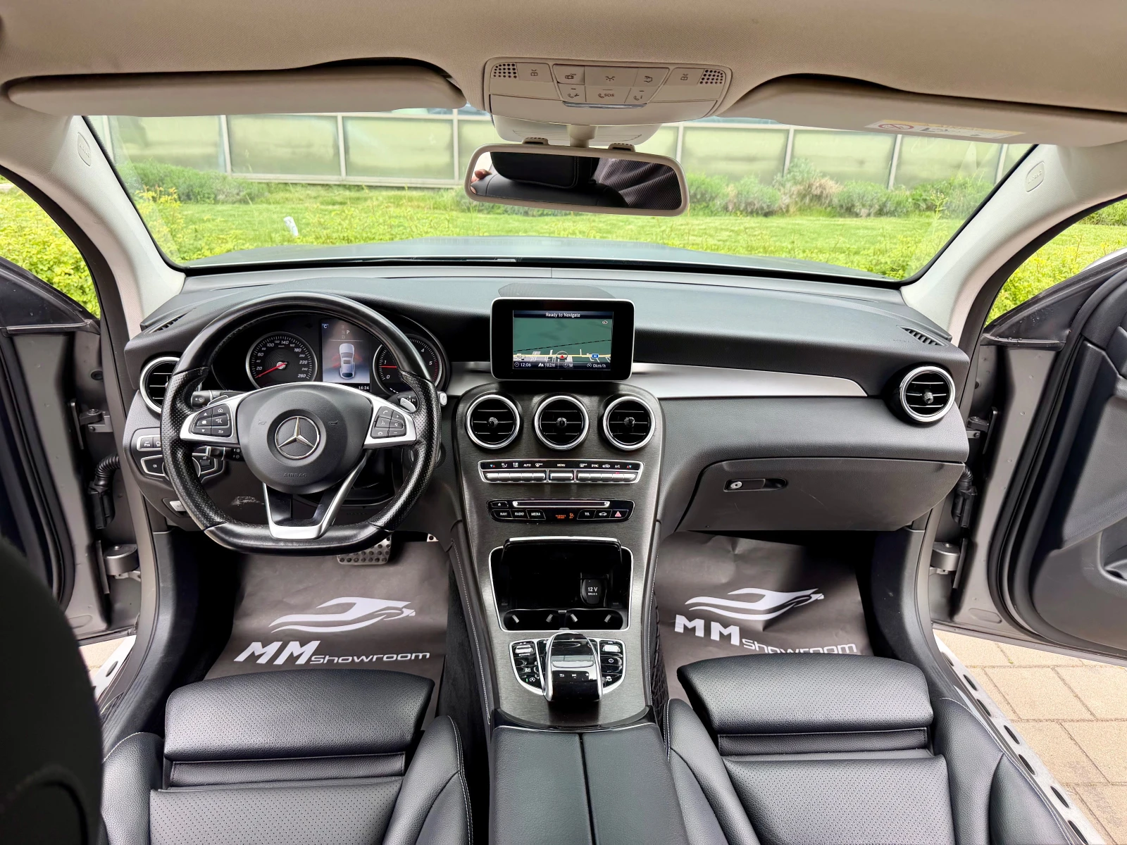 Mercedes-Benz GLC 250 AMG-BURMASTER-360КАМЕРИ-KEYLESS-GO, снимка 11 - Автомобили и джипове - 54463483