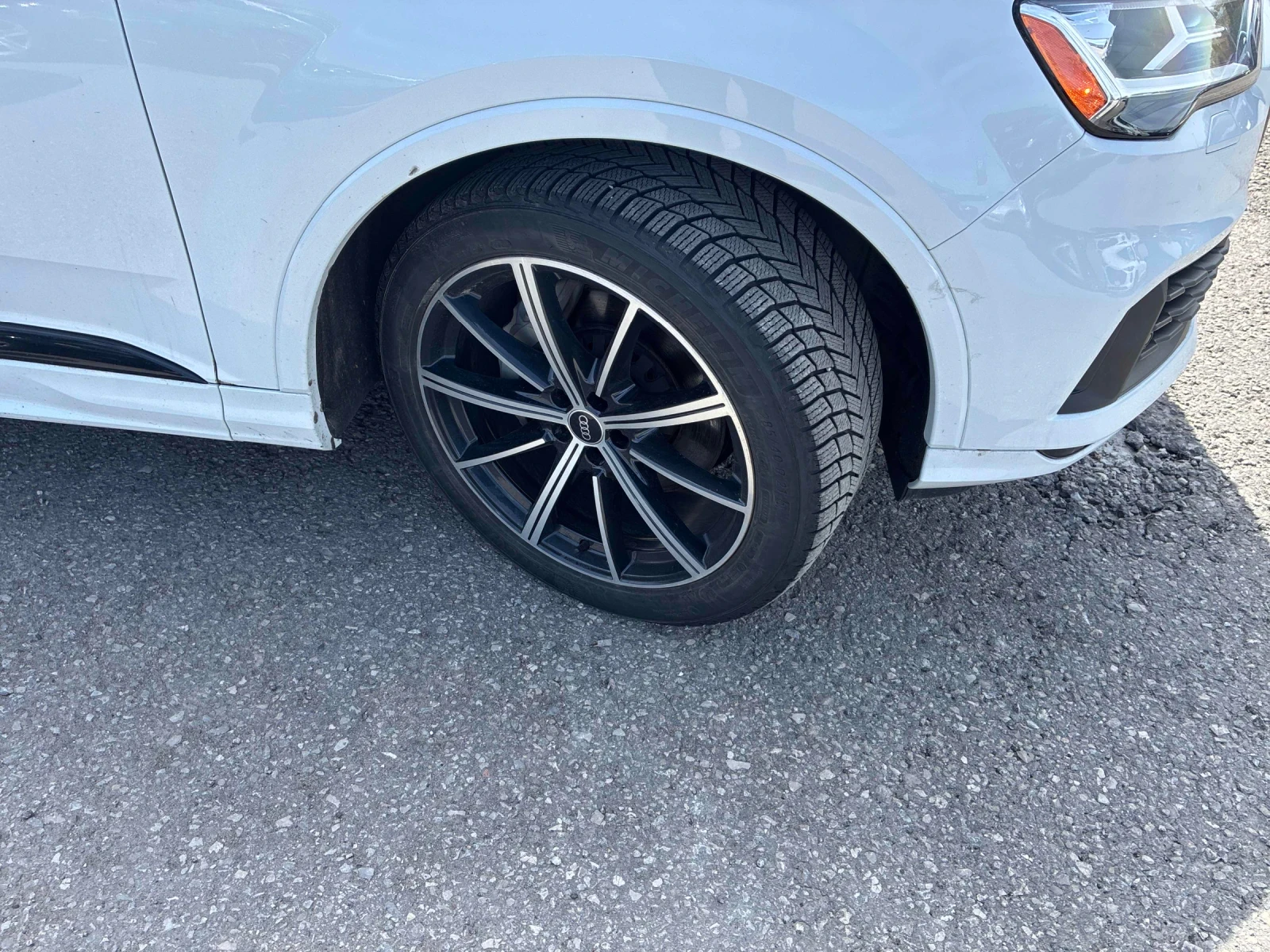 Audi Q7 ПОДГРЕВ * ПАНОРАМА * КЛИП НА МОТОРА * CARFAX, снимка 9 - Автомобили и джипове - 54529128