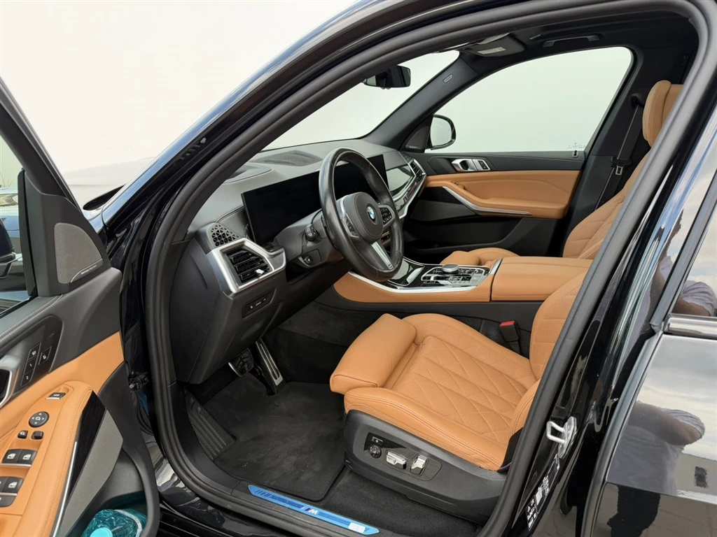 BMW X5 xDrive30d, снимка 8 - Автомобили и джипове - 54643837