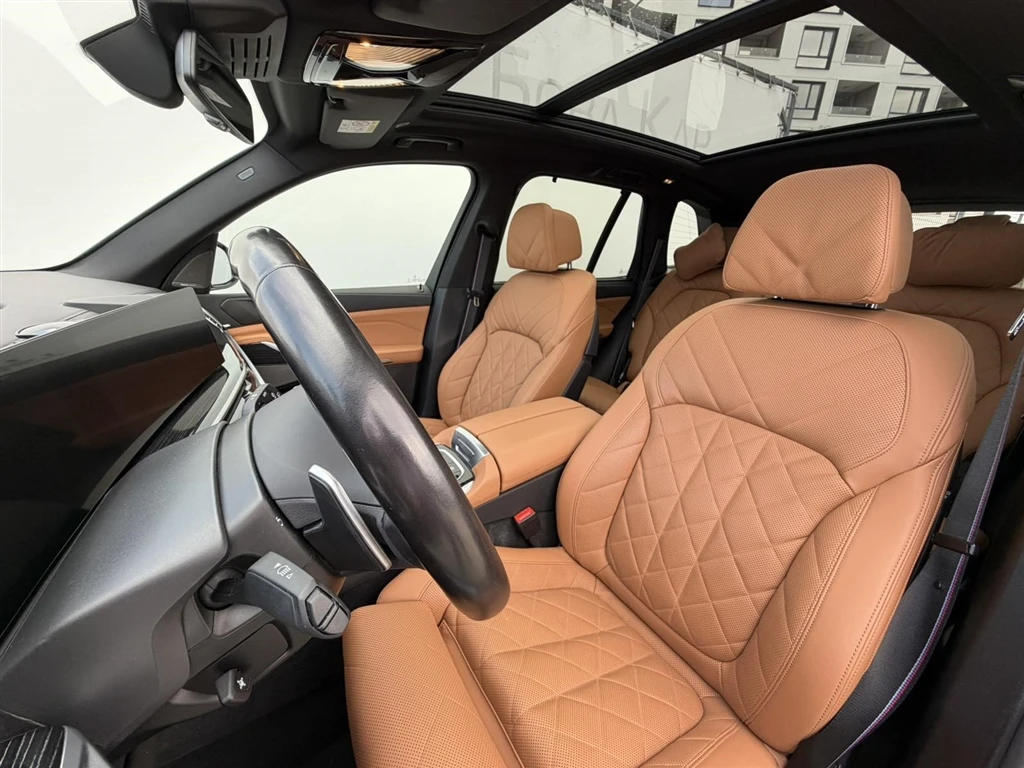 BMW X5 xDrive30d, снимка 9 - Автомобили и джипове - 54643837