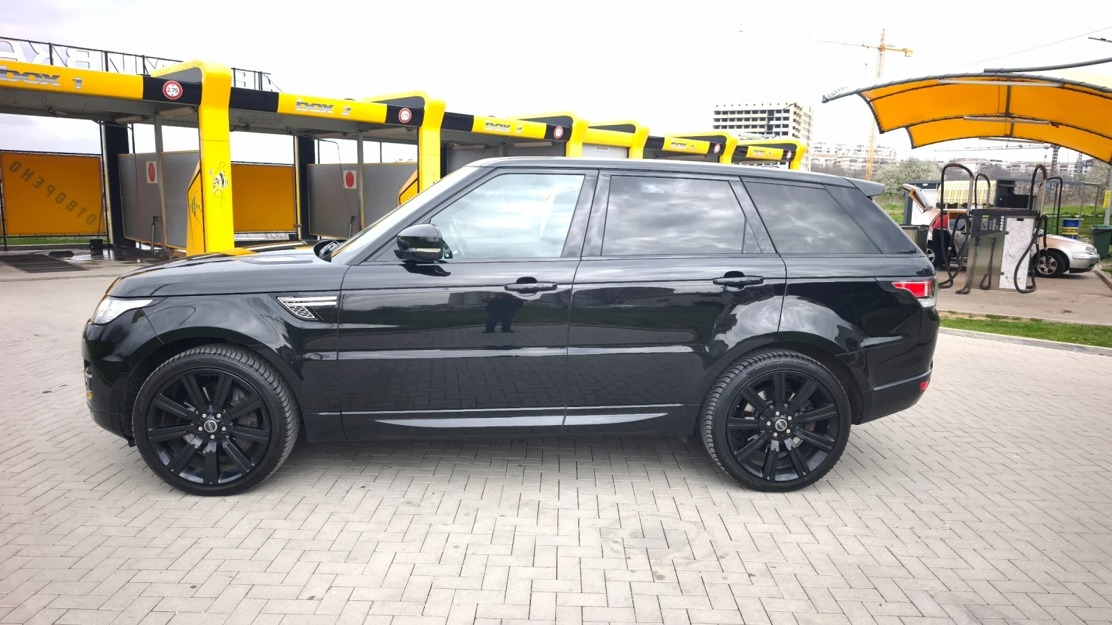 Land Rover Range Rover Sport 4, 4 HSE SDV8 340кс ШВЕЙЦАРИЯ ОТЛИЧЕН , снимка 3 - Автомобили и джипове - 54911143