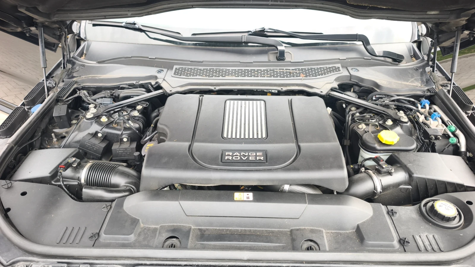 Land Rover Range Rover Sport 4, 4 HSE SDV8 340кс ШВЕЙЦАРИЯ ОТЛИЧЕН , снимка 15 - Автомобили и джипове - 54911143