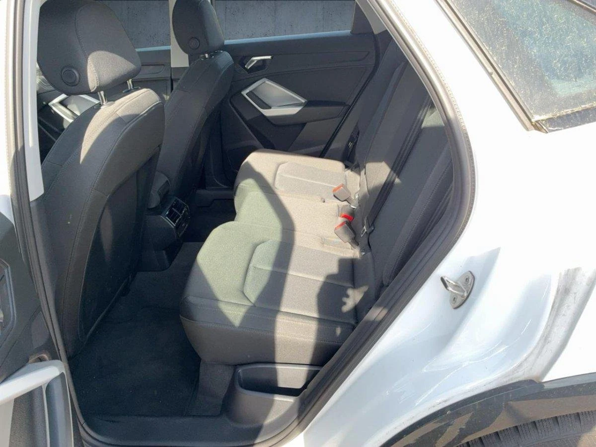 Audi Q3 S Line Quattro, снимка 8 - Автомобили и джипове - 55377568