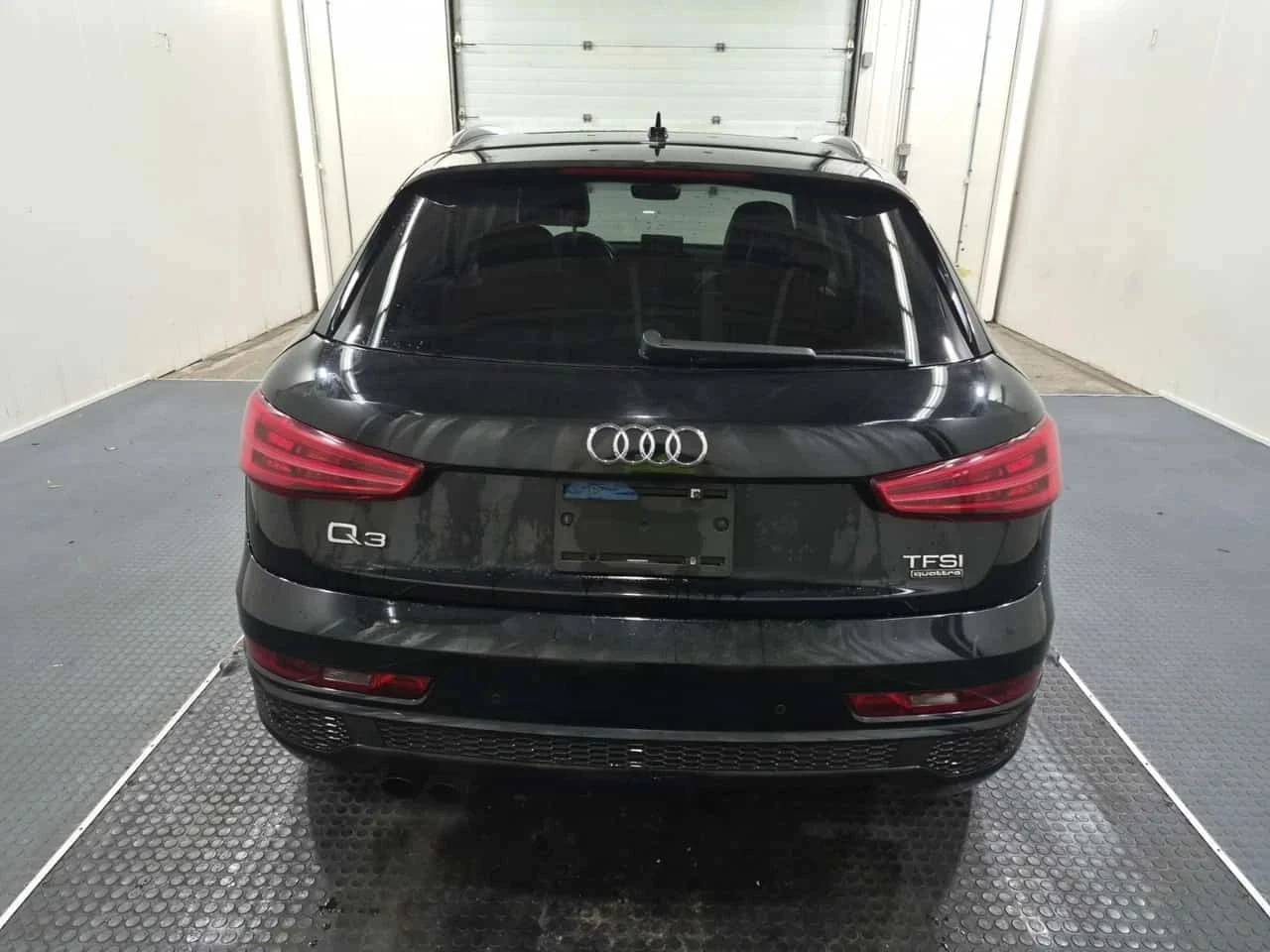 Audi Q3, снимка 17 - Автомобили и джипове - 56686162