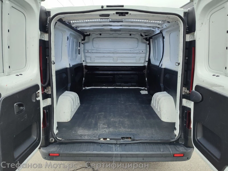 Renault Trafic L1H1 2.0 dCi (120HP) MT6, снимка 14 - Бусове и автобуси - 49544982