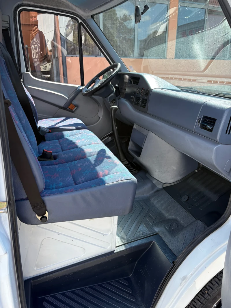 Mercedes-Benz Sprinter 412, снимка 3 - Бусове и автобуси - 50620927