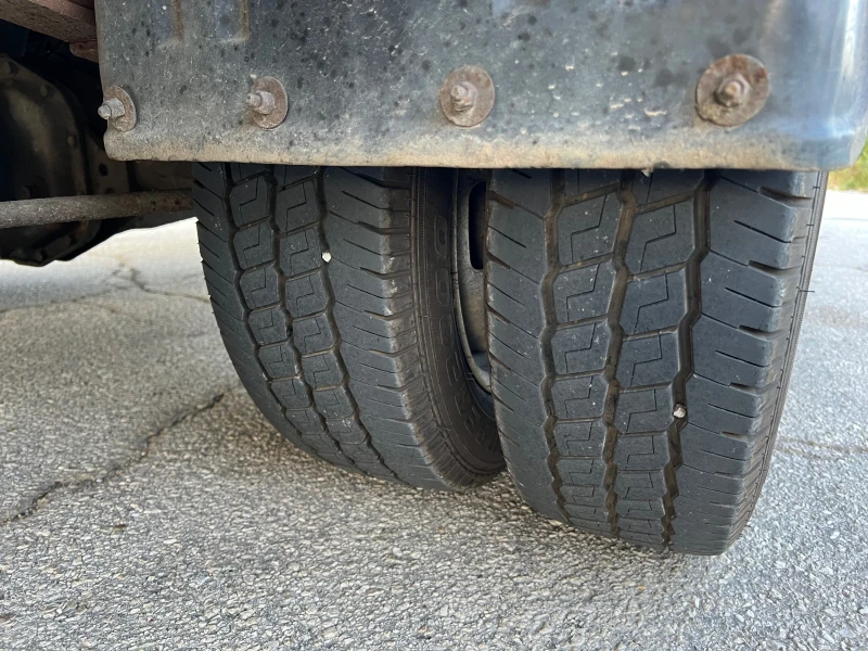 Iveco Daily 35C13 2.8 TDI  6 скорости, снимка 8 - Бусове и автобуси - 50988255